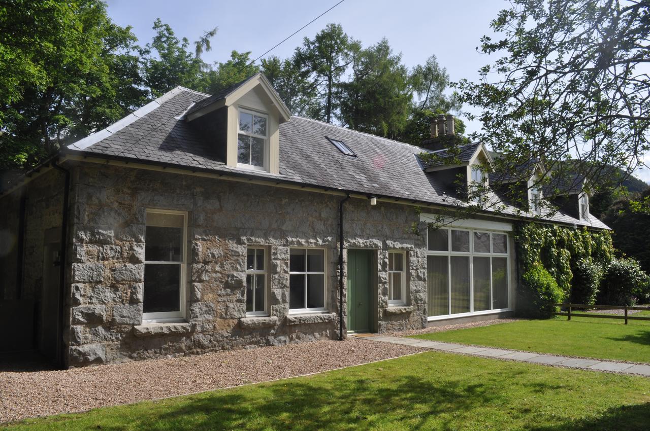 The Old Coach House, Alltshellach Holiday home
